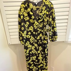 Topshop Womens Sz  8 Wrap Midi Dress Black yellow Floral 3/4 Sleeve- Excellent
